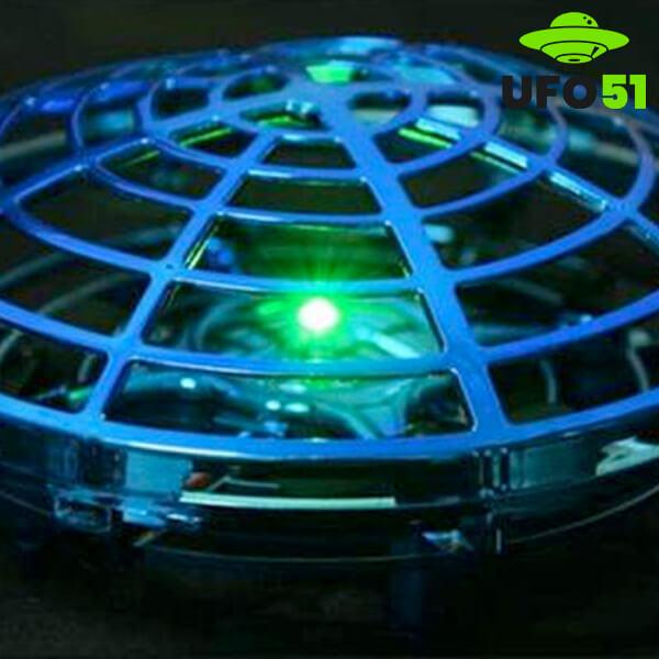 UFO51™ FUTURISTISKI LIDOJOŠS DRONS